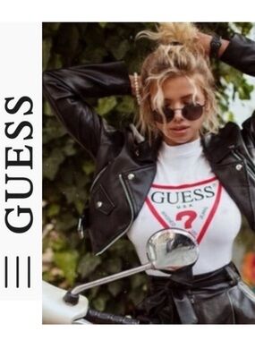 GUESS 🤍❤️ Cropped white sleeveless tee